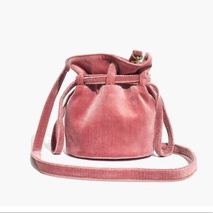 Madewell Drawstring Crossbody Bag in Velvet